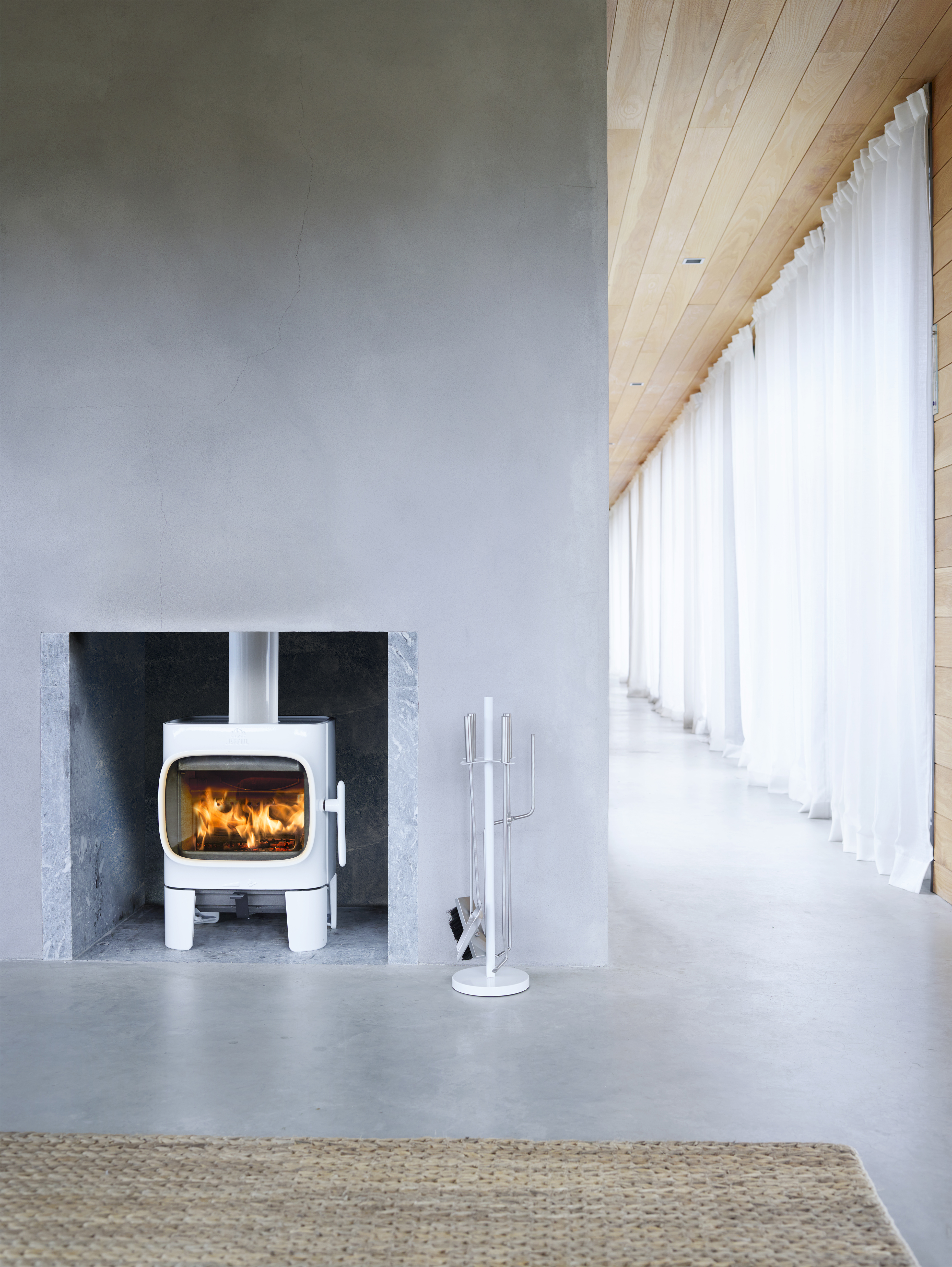 Wood Burning Stoves : Jotul F105 Short Legs
